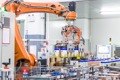 堅(jiān)守質(zhì)量“生命線”,飛鶴以誠(chéng)信領(lǐng)跑中國(guó)奶粉品質(zhì)時(shí)代